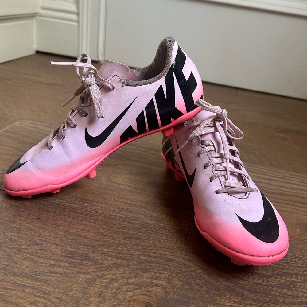 Nike Pink Soccer Cleats